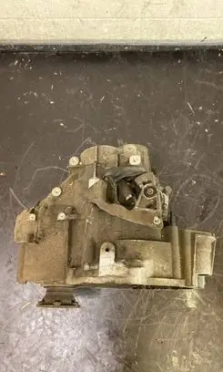 Volkswagen PASSAT B6 Manual 6 speed gearbox KNS 20019P02 02360171