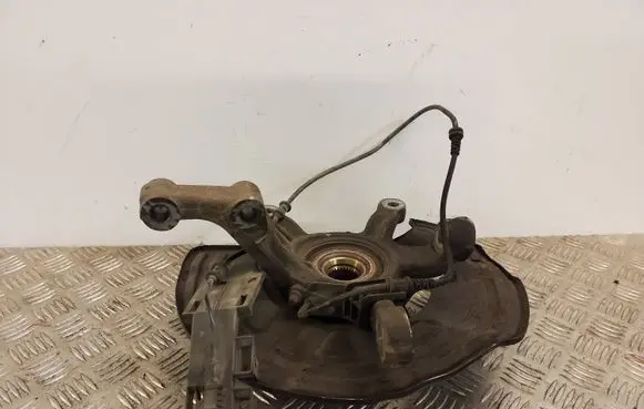 Mercedes-Benz B W246 W242 Front wheel hub spindle knuckle