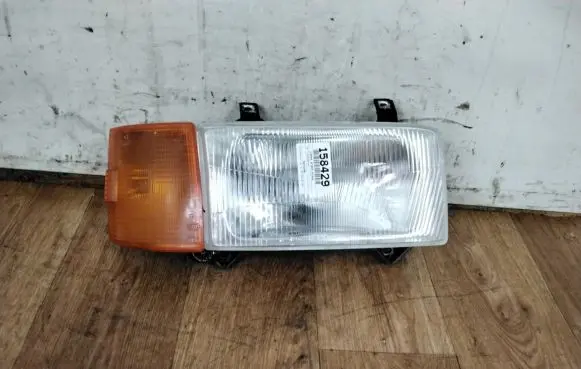 Volkswagen PASSAT B4 Headlight/headlamp