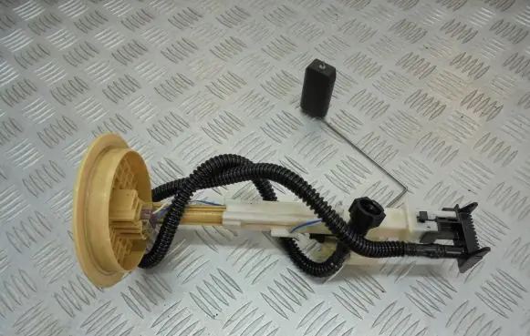 Chevrolet Captiva Fuel level sensor 13503270
