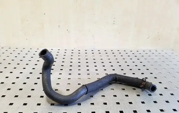 Volvo XC70 Engine coolant pipe/hose