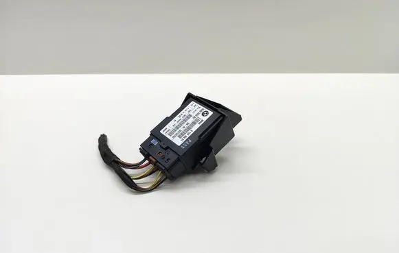 BMW 5 E60 E61 Seat control module 9159166 915916601 000185750
