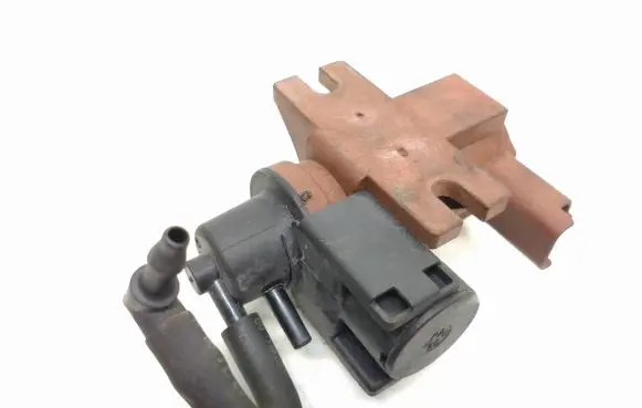 Ford S-MAX Turbo solenoid valve 6G9Q9E882CA