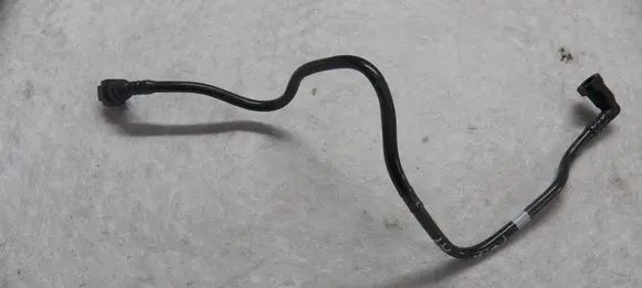 Audi A1 Fuel line pipe 2Q0201293