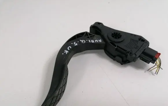 Audi Q5 SQ5 Accelerator throttle pedal 8K1723523