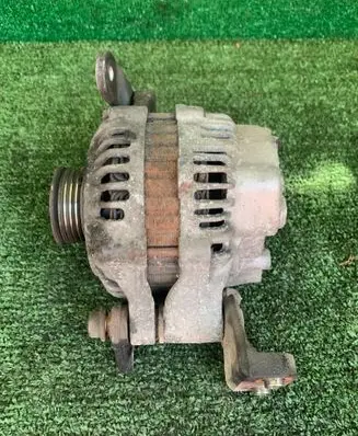 Suzuki Swift I Generator/alternator 3140084E01