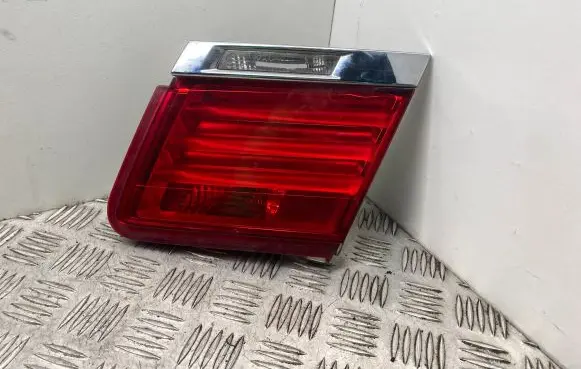 BMW 7 F01 F02 F03 F04 Tailgate rear/tail lights 7182206