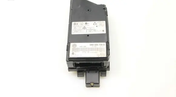 Volkswagen Jetta VI Other control units/modules 5N0035729D