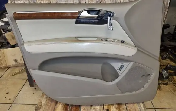 Audi Q7 4L Sliding door card 