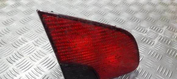 Peugeot 406 Tailgate rear/tail lights