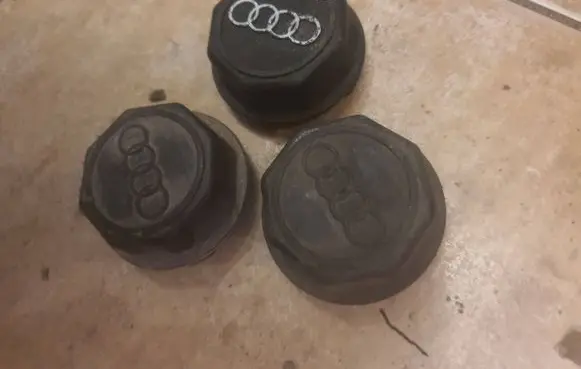 Audi 80 90 B3 Original wheel cap 841601165 11601171