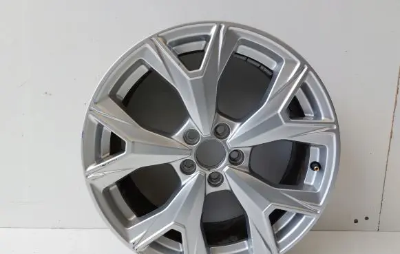 Audi A1 R17 alloy rim 81A601025S