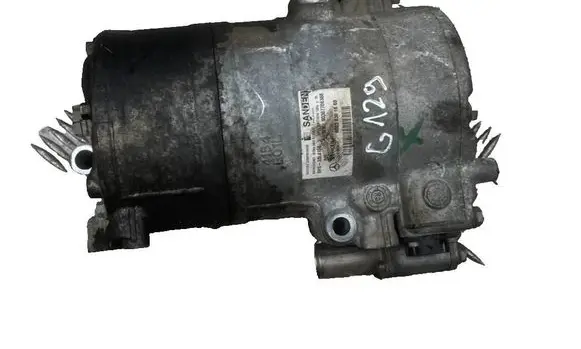 Mercedes-Benz E W212 Air conditioning (A/C) compressor (pump) A0038301660