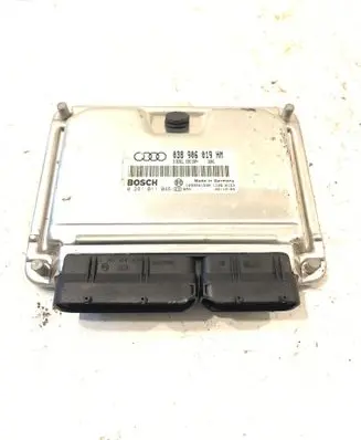Audi A6 S6 C5 4B Engine control unit/module 038906019HM 1039S01590 0281011046