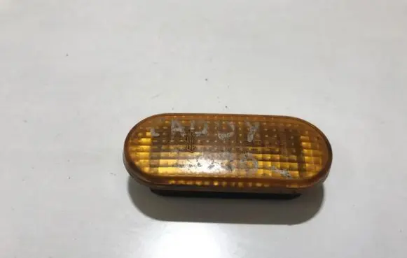 Volkswagen Caddy Front fender indicator light 3a0949117a