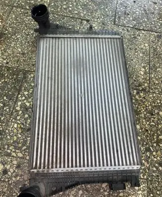 Volkswagen PASSAT B6 Intercooler radiator 3C0145805F E3938