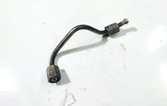 Nissan Primera Fuel line pipe 