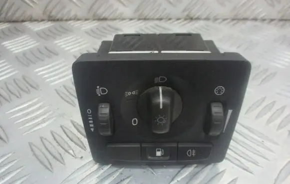 Volvo V50 Light switch
