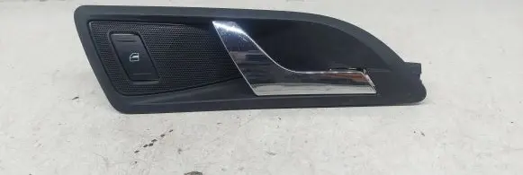 Skoda Octavia Mk2 (1Z) Rear door interior handle 1Z0839248