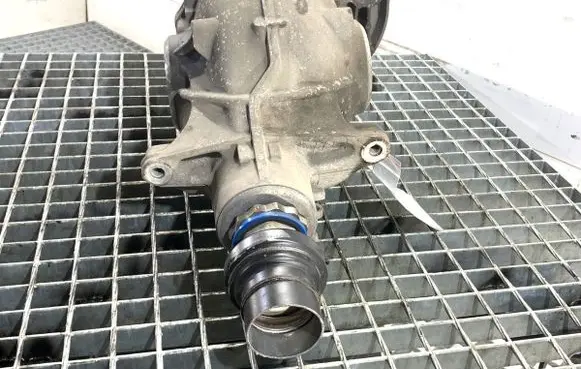 BMW X4 G02 Rear differential 761872703