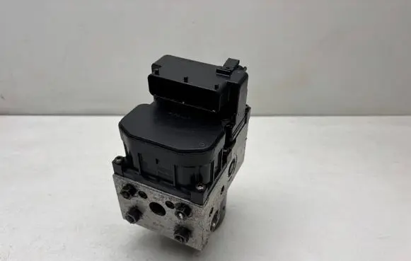 Volkswagen PASSAT B5 ABS Pump 8E0614111AB 0265216559