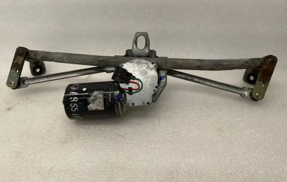 Audi A3 S3 8L Wiper motor 1J1955113