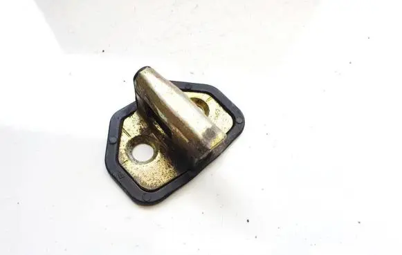 Toyota Yaris Verso Front door lock loop/hook striker 