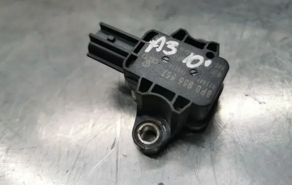 Audi A3 S3 A3 Sportback 8P Airbag deployment crash/impact sensor 8P0955557
