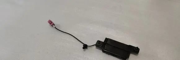 Dodge Challenger Antenna control unit P68186558AB 68186558AB