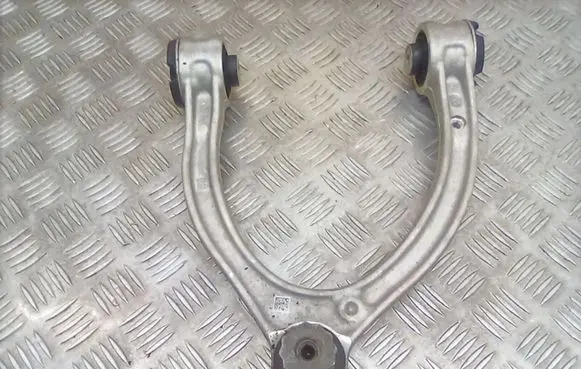 Mercedes-Benz C AMG W205 Front lower control arm/wishbone