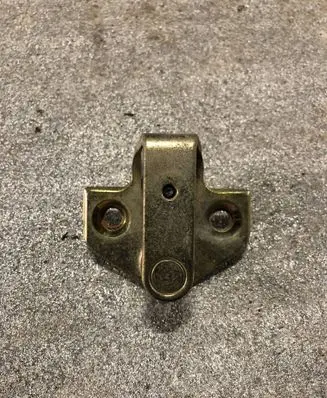 Ford Mondeo Mk III Front door lock loop/hook striker 2M51F21982AA