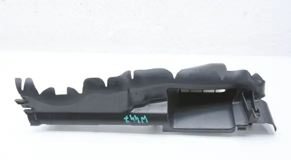 Mercedes-Benz Vito Viano W447 Air intake duct part A4475051330