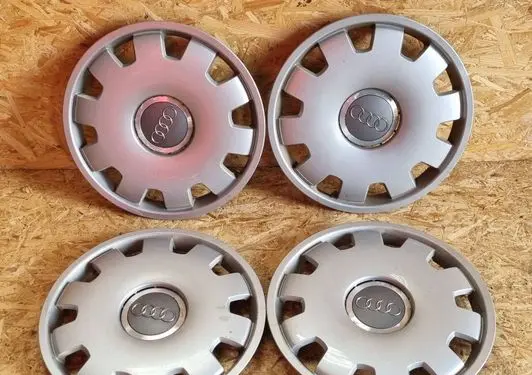 Audi A4 S4 B7 8E 8H R16 wheel hub/cap/trim 4B0601147D