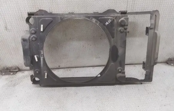 Audi A2 Radiator cooling fan shroud 8Z0121207B