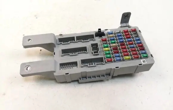 Hyundai Santa Fe Fuse module 919502B400 AK6114