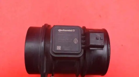 Renault Megane III Mass air flow meter 8200682558