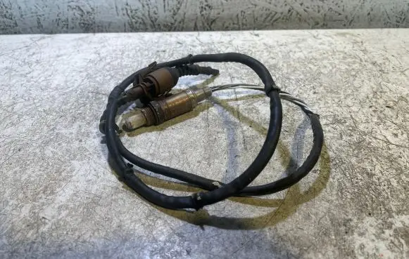 Audi A6 S6 C5 4B Lambda probe sensor 0258003757