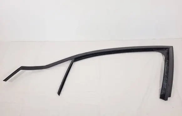 Citroen C4 I Rubber seal front door window/glass 9647272180