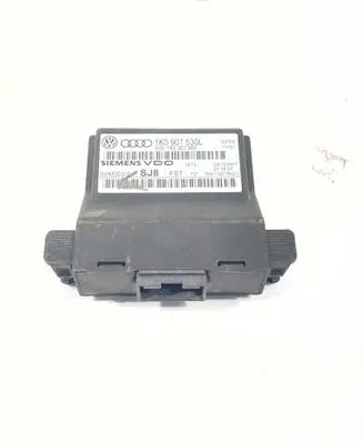 Audi A3 S3 8P Gateway control module 1K0907530L 5WK50011B 1K0907951