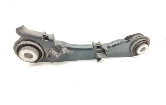 BMW 5 G30 G31 Rear upper control arm/wishbone 6867537
