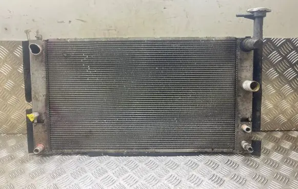 Toyota Prius (NHW20) Coolant radiator 122070