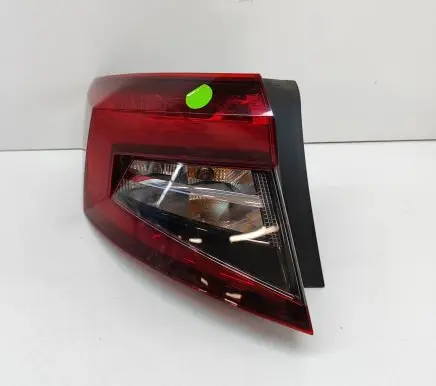 Skoda Karoq Rear/tail lights 57A945207