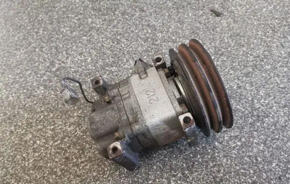 Mazda Premacy Air conditioning (A/C) compressor (pump) H12A1AA4DM
