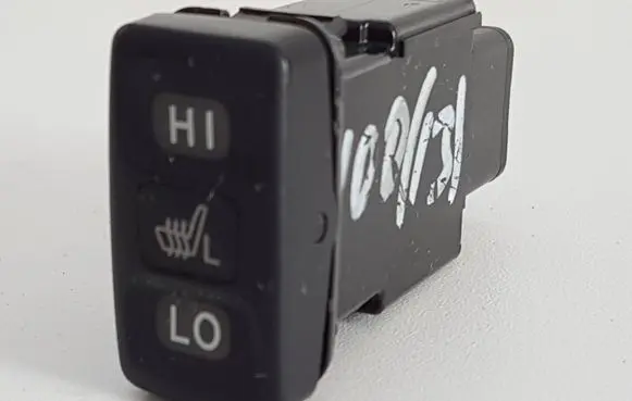 Toyota Land Cruiser (J100) Seat heating switch 191331