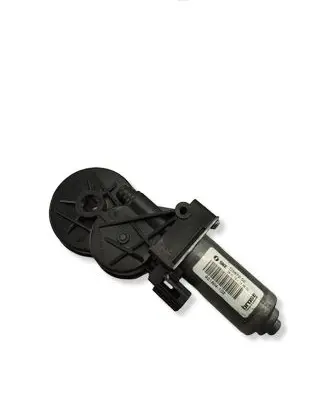 Mercedes-Benz C W205 Seat adjustment motor 9372671 1200899527