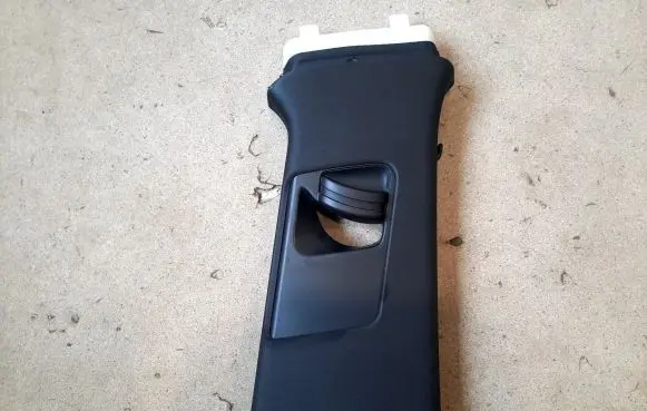 Porsche Macan (95B) (B) pillar trim (top) 95B867294