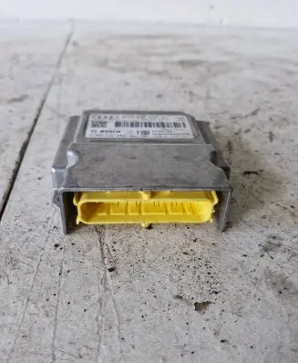 Audi A6 C7 Airbag control unit/module 4G0907637K 4G0907637F 0265020242
