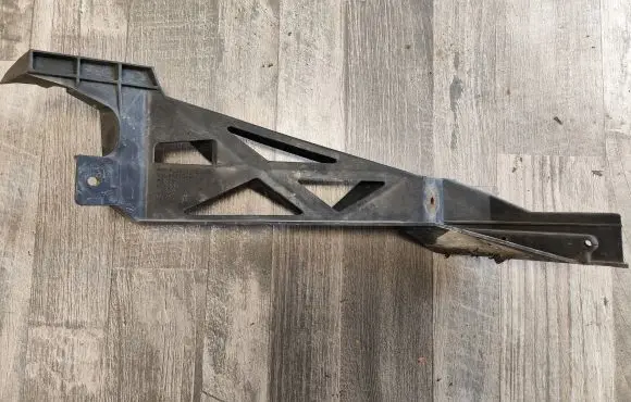 Chrysler Town & Country V Front bumper mounting bracket 68023330AB PP023010AB 59590A