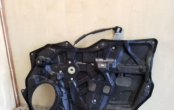 Mazda 3 II Front window lifting mechanism without motor BBM45897X