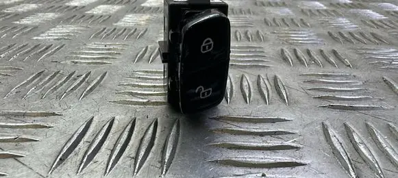 Central locking switch button
